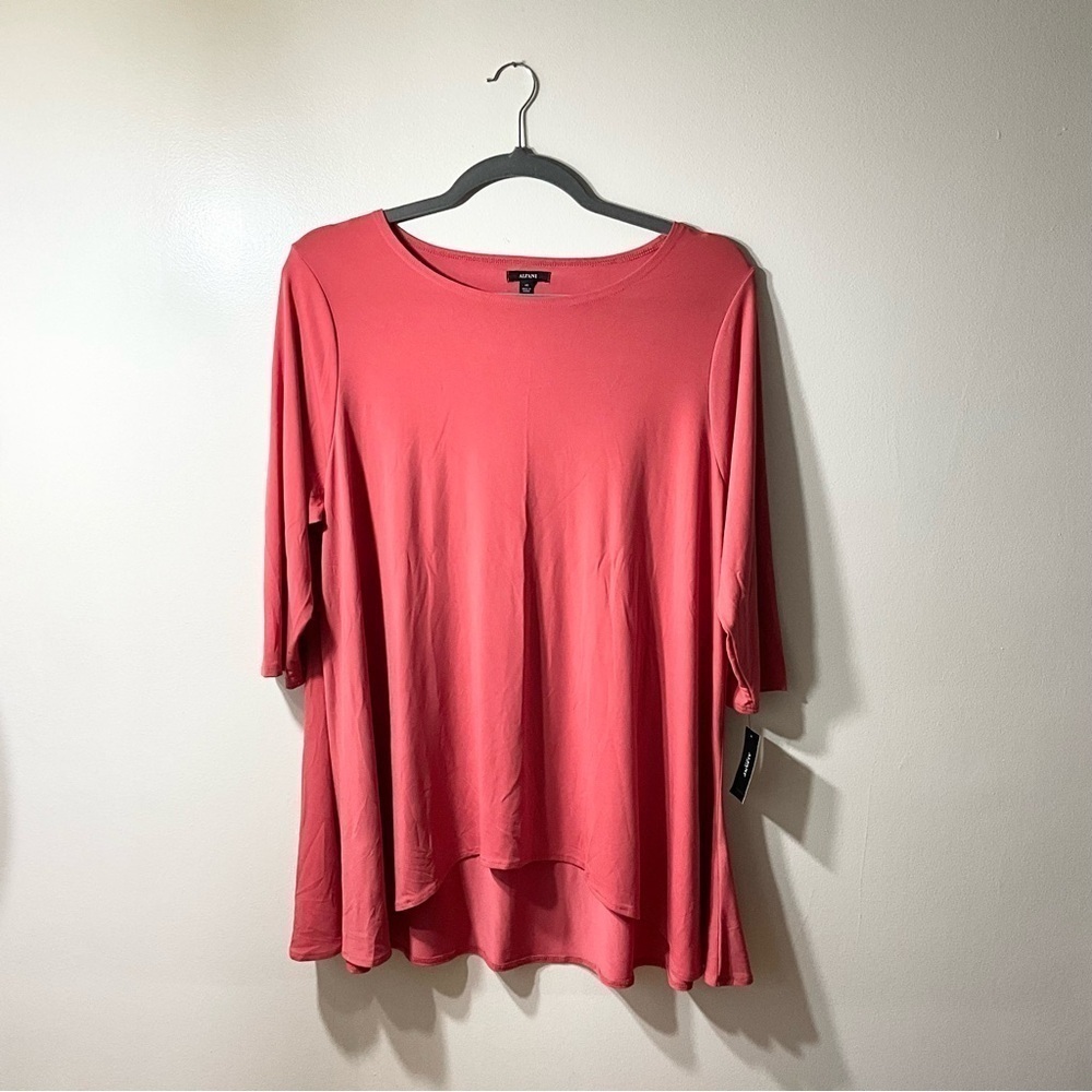 New with tags Alfani Womens Plus Hi-Low Swingy Pullover Top